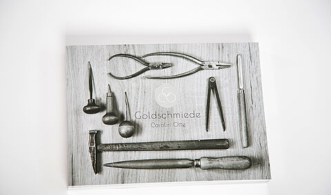 Freirücken-Broschur Goldschmiede Carolin Otte 